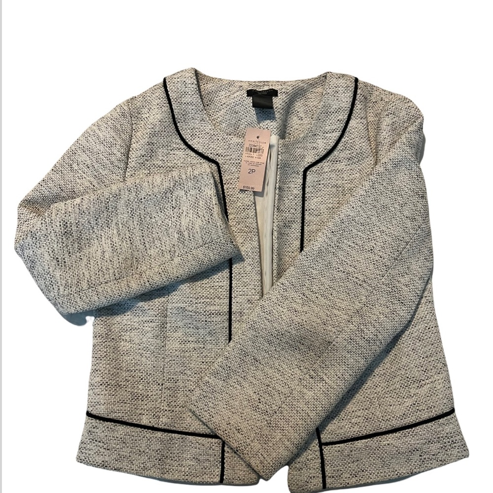 Beautiful professional blazer and skirt Ann Taylor set